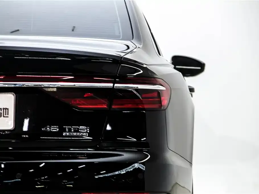 Audi A8 2025 из CN, фото 3