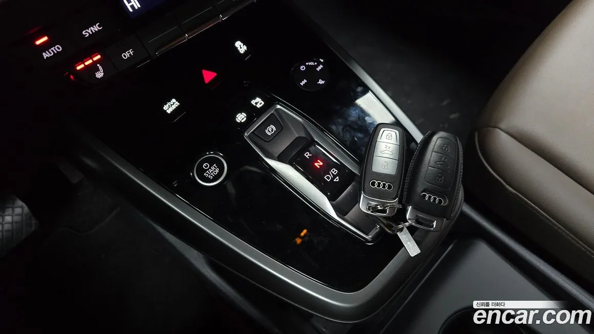Audi Q4 e-tron — фото 10