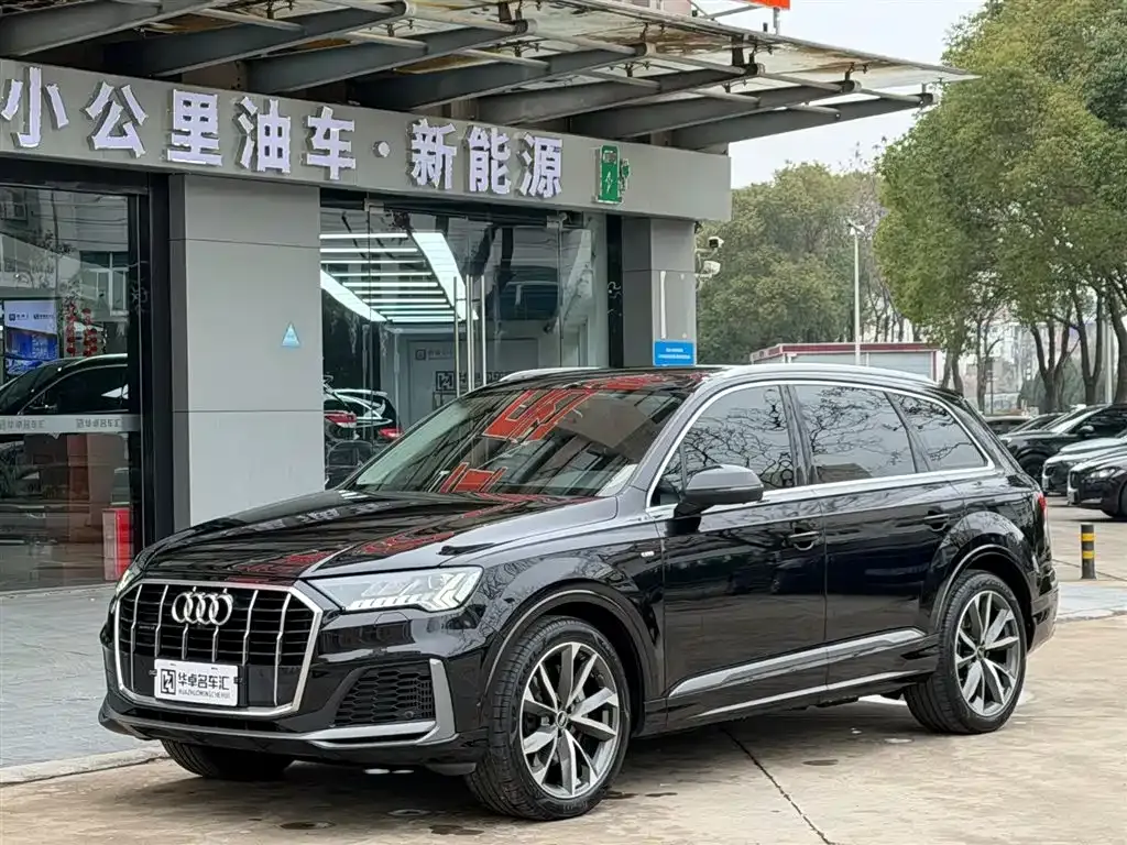 Audi Q7 2021 из CN, фото 1