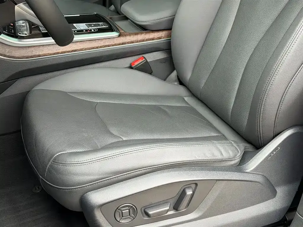 Audi Q7 2021 из CN, фото 5