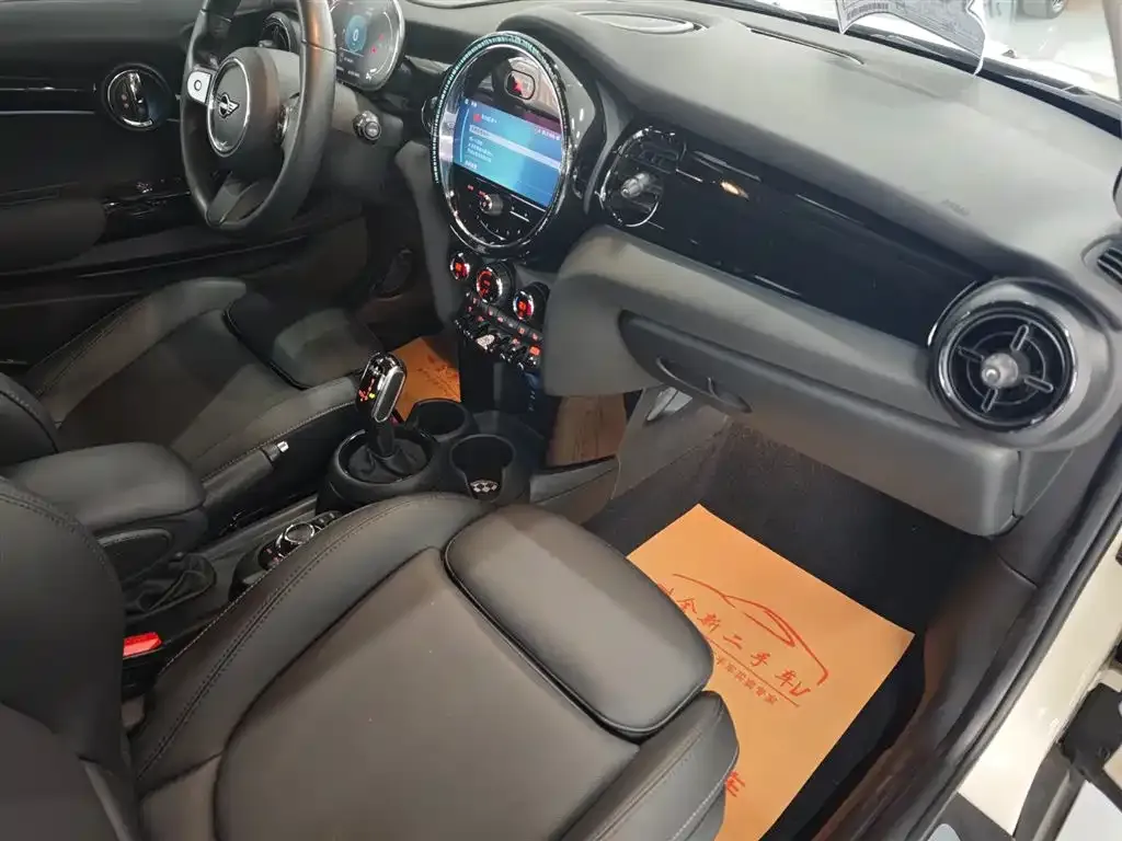 MINI Cooper (3-door) 2022 из CN, фото 10