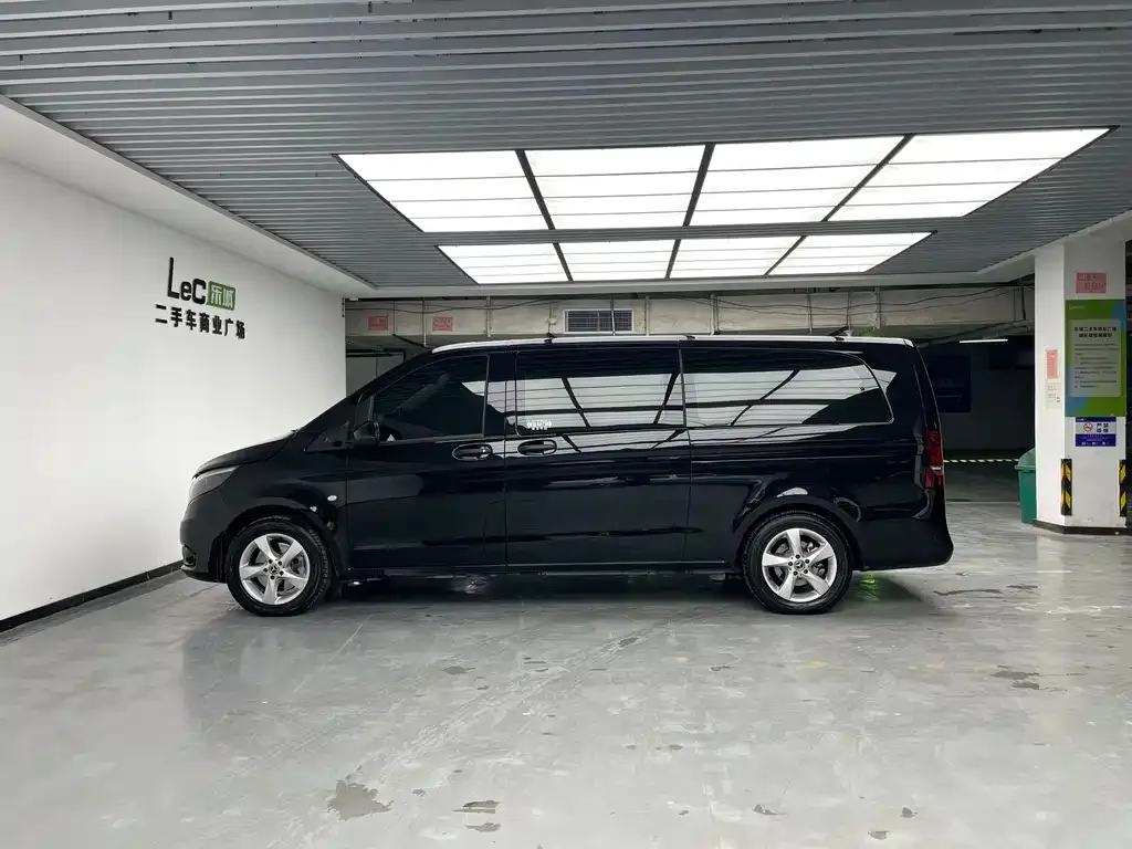 Mercedes-Benz Vito 2021 из CN, фото 8