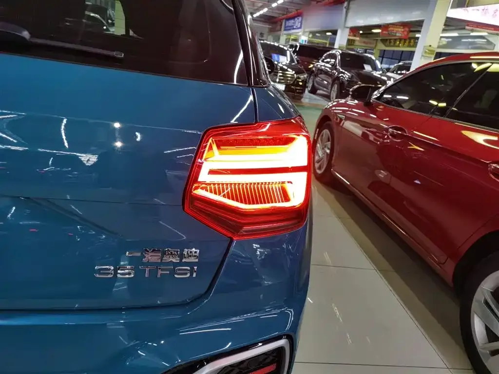 Audi Q2L 2022 из CN, фото 5