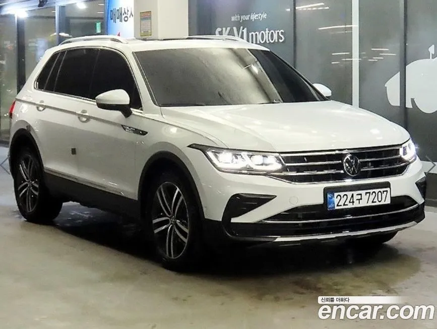 Volkswagen Tiguan — фото 4