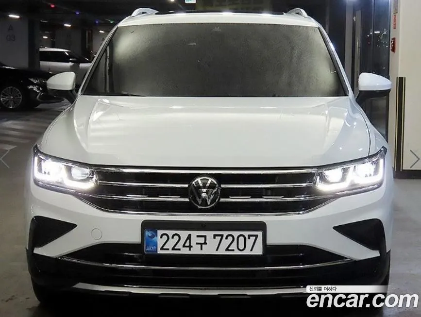 Volkswagen Tiguan — фото 9