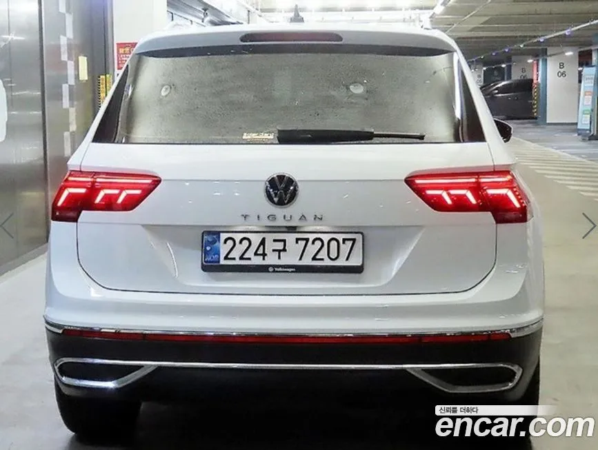 Volkswagen Tiguan — фото 8
