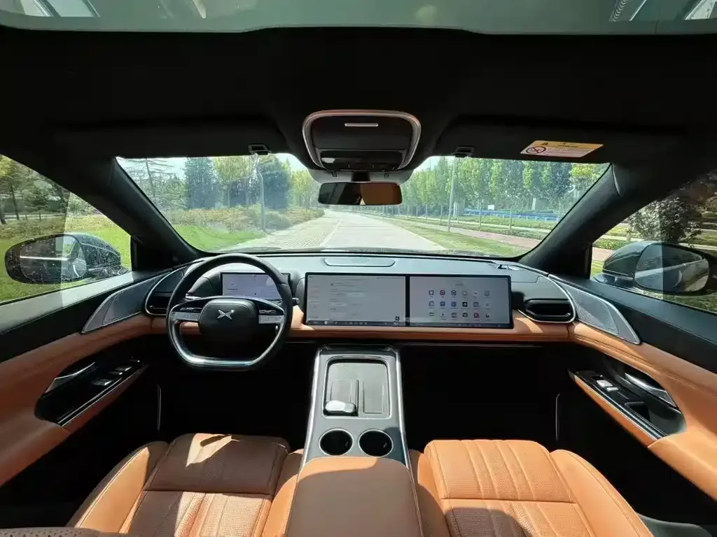 XPeng G9 2025 из CN, фото 3