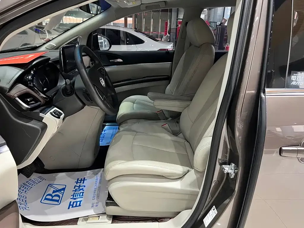 Buick GL8 2022 из CN, фото 4