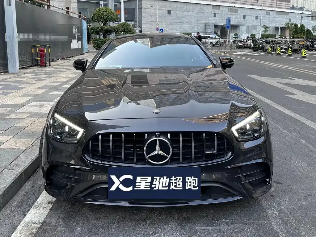 Mercedes-Benz E-Class AMG — фото 6