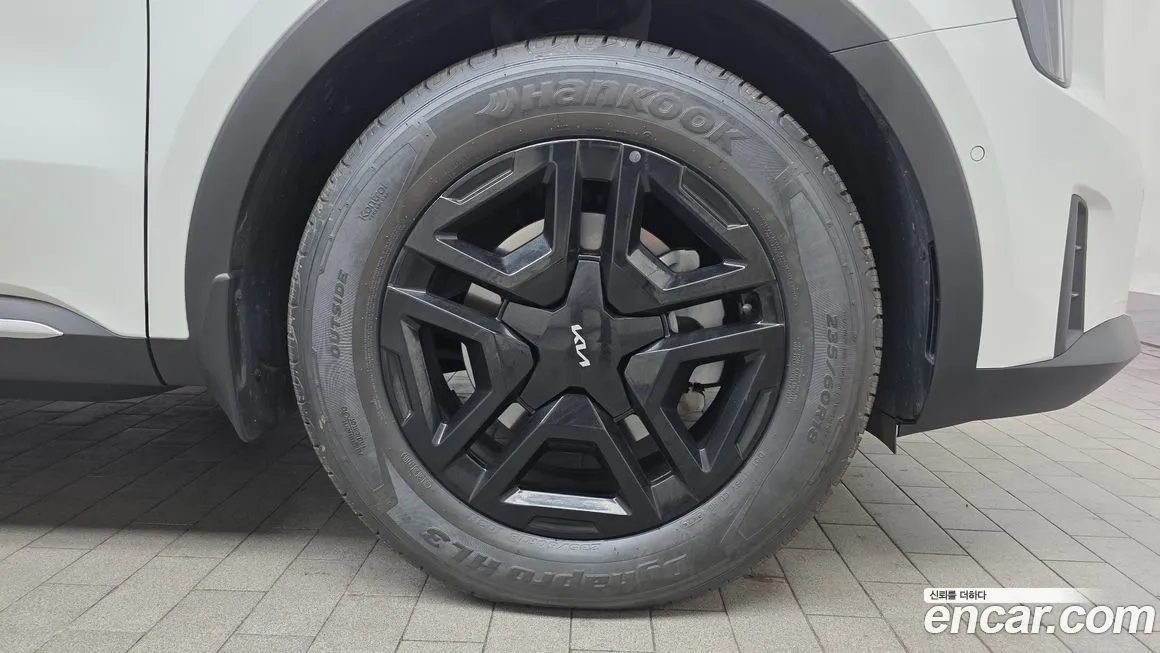 Kia Sorento — фото 6