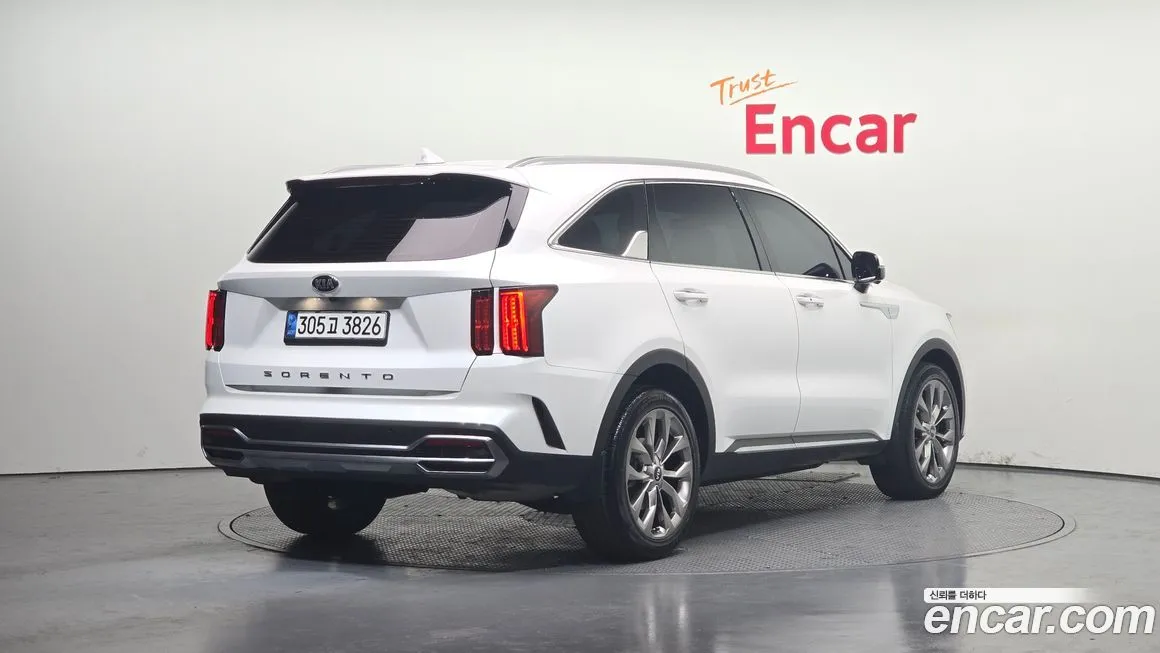 Kia Sorento — фото 4