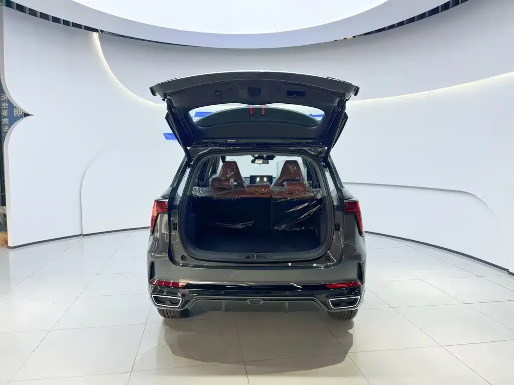 Changan CS75PLUS — фото 10