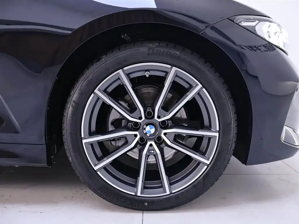 BMW 3 Series 2025 из CN, фото 6