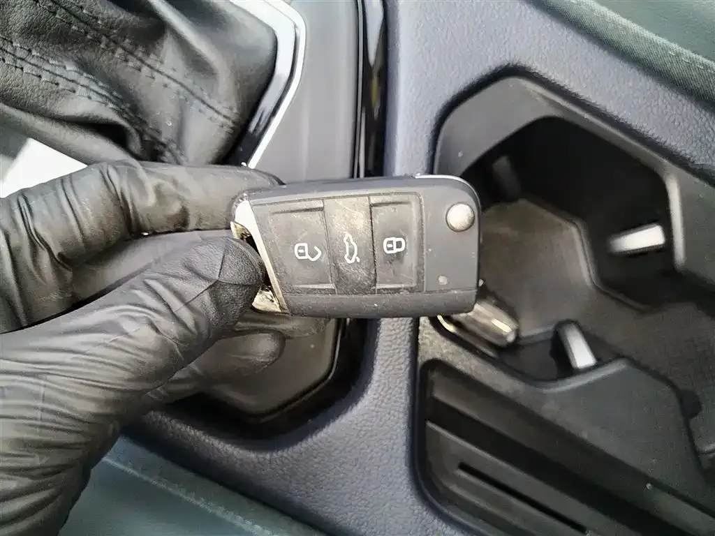 Volkswagen Tharu 2024 из CN, фото 3