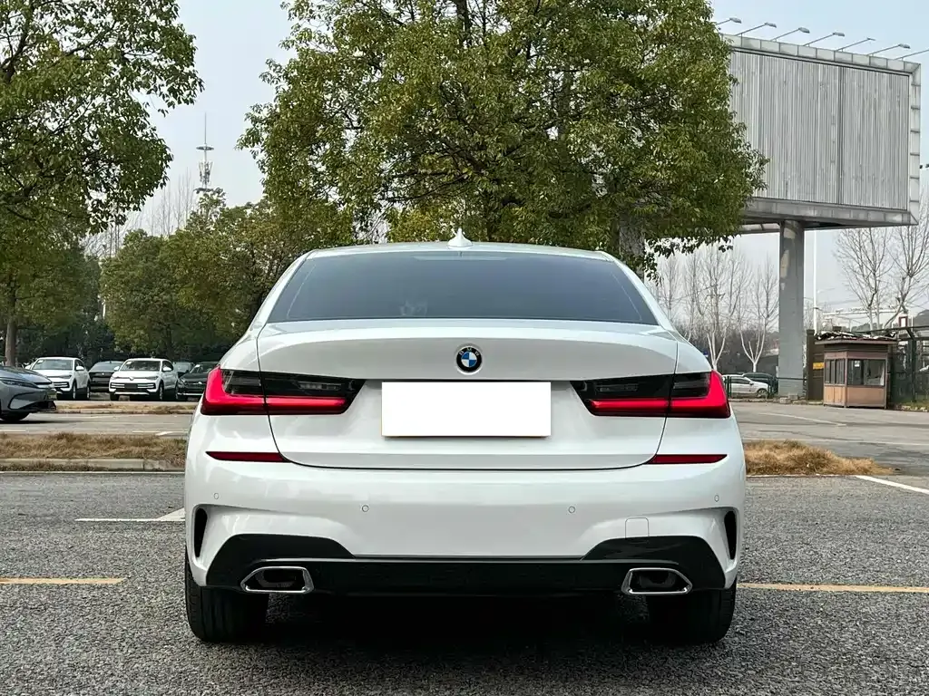 BMW 3 Series — фото 10