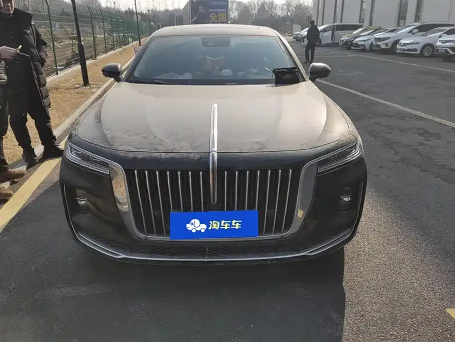 Hongqi H9 — фото 10