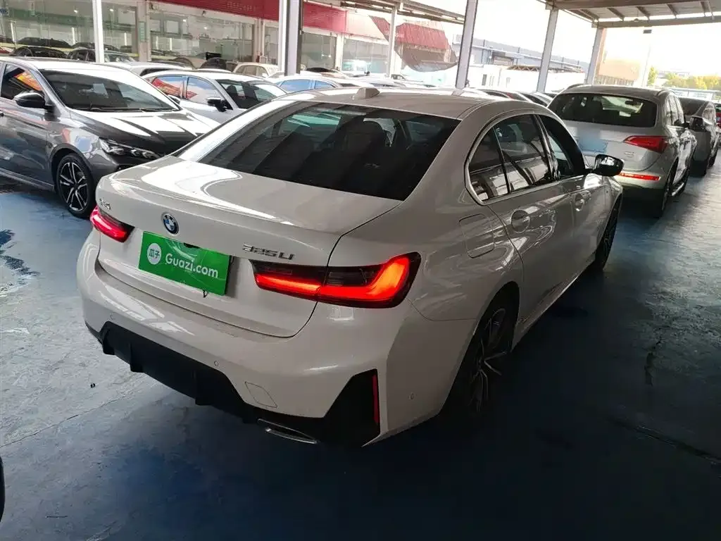 BMW 3 Series 2025 из CN, фото 3