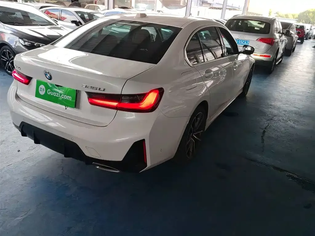 BMW 3 Series 2025 из CN, фото 2