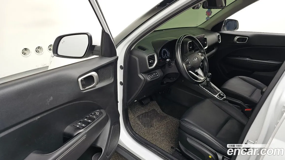 Hyundai Venue 2021 из KR, фото 10