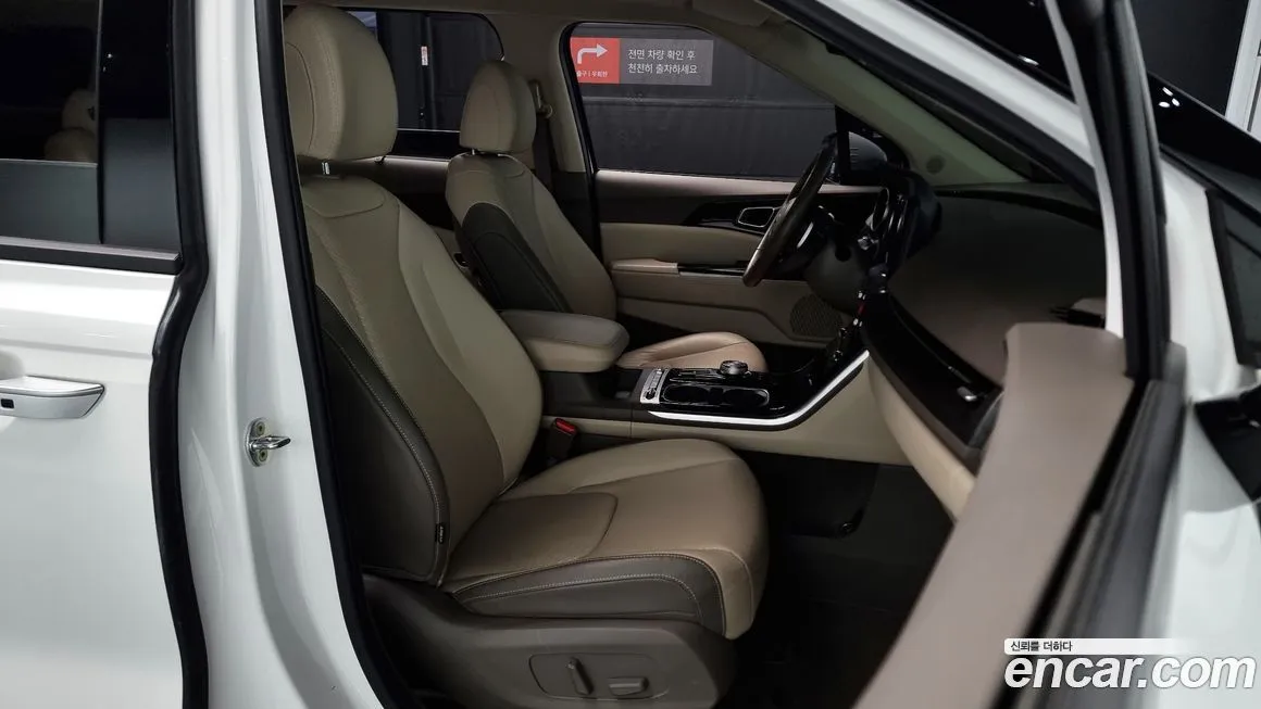 Kia Carnival 2021 из KR, фото 2