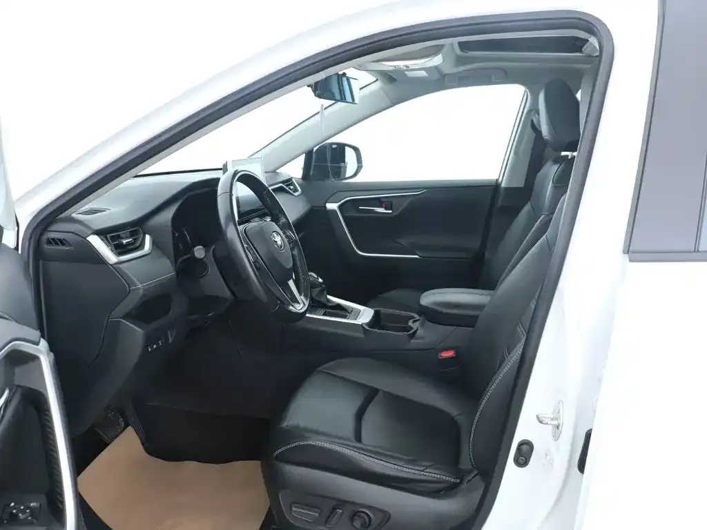 Toyota RAV4 2021 из CN, фото 10