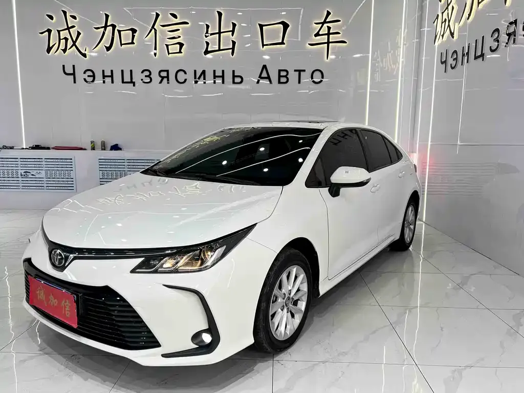 Toyota Corolla 2022 из CN, фото 1