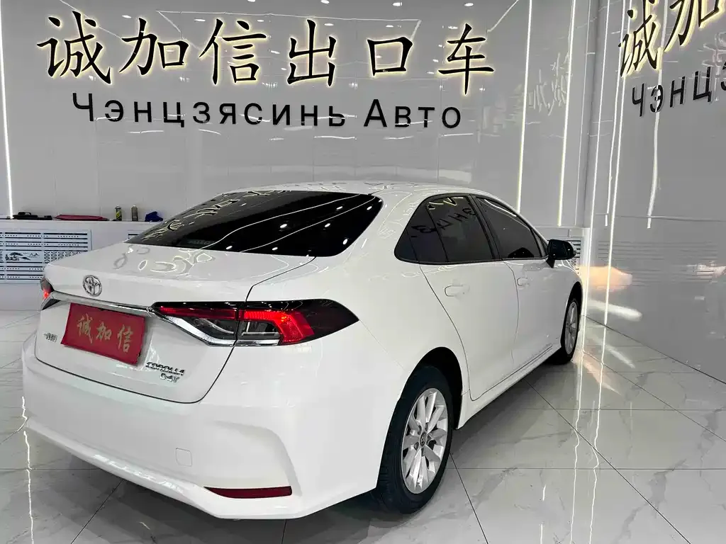 Toyota Corolla 2022 из CN, фото 7