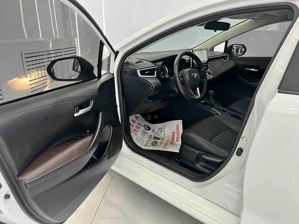 Toyota Corolla 2022 из CN, фото 4