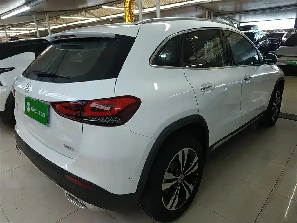 Mercedes-Benz GLA — фото 9