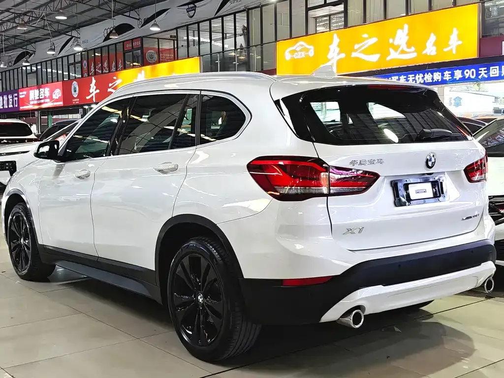 BMW X1 2021 из CN, фото 3