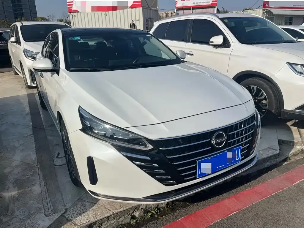 Nissan Teana 2023 из CN, фото 2