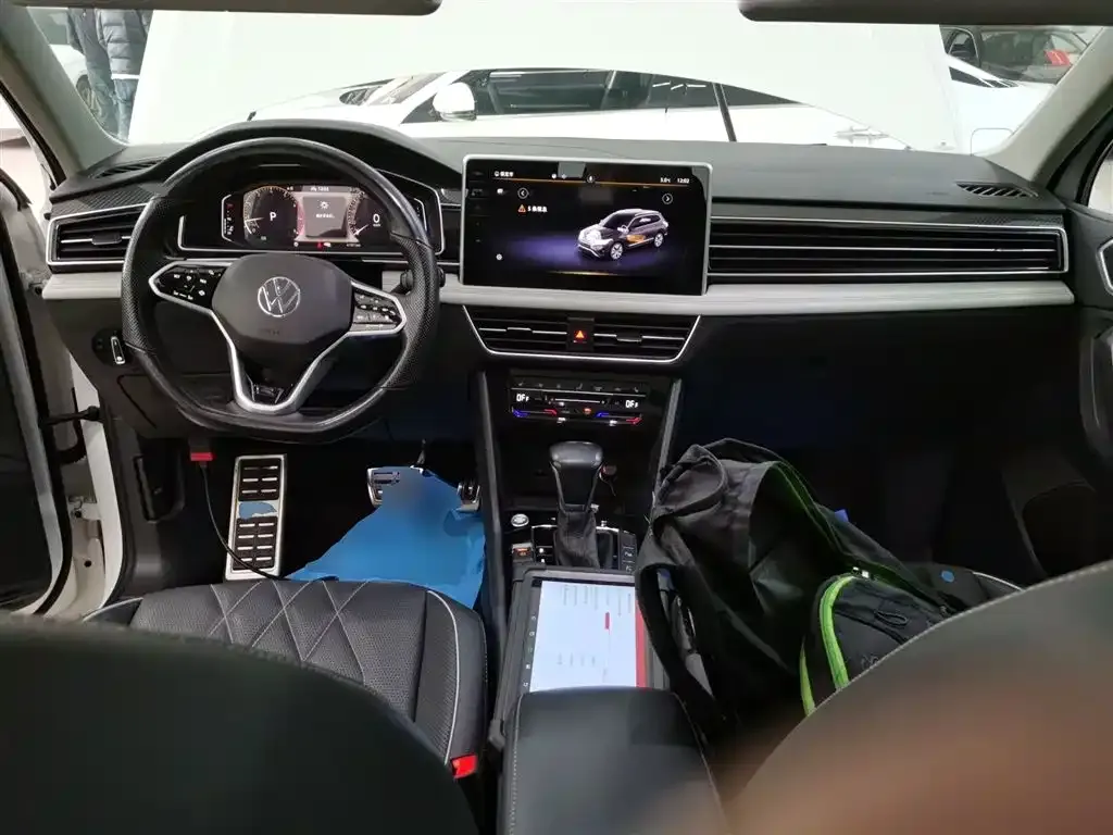 Volkswagen Tiguan L 2022 из CN, фото 10