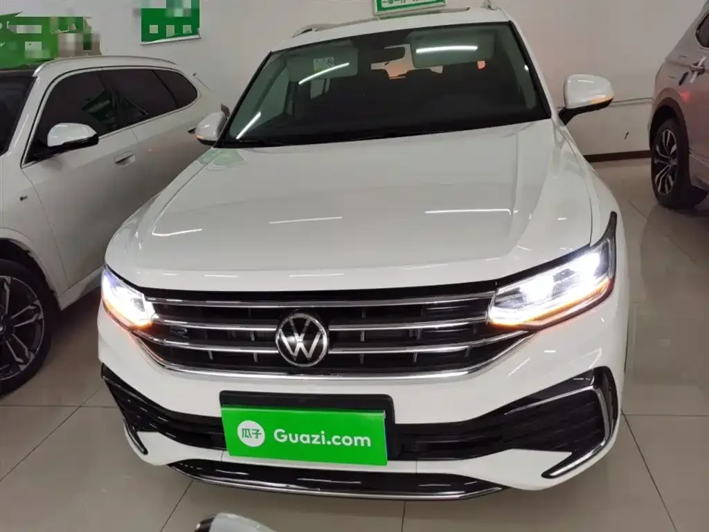 Volkswagen Tiguan L 2022 из CN, фото 7
