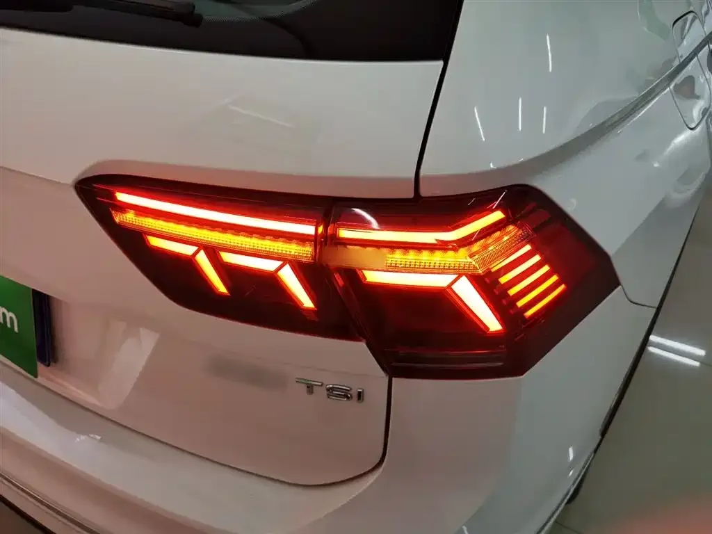 Volkswagen Tiguan L 2022 из CN, фото 2