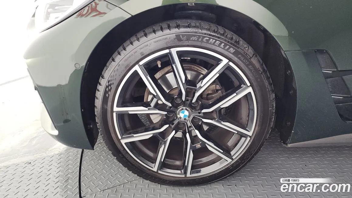 BMW 4-Series 2022 из KR, фото 10