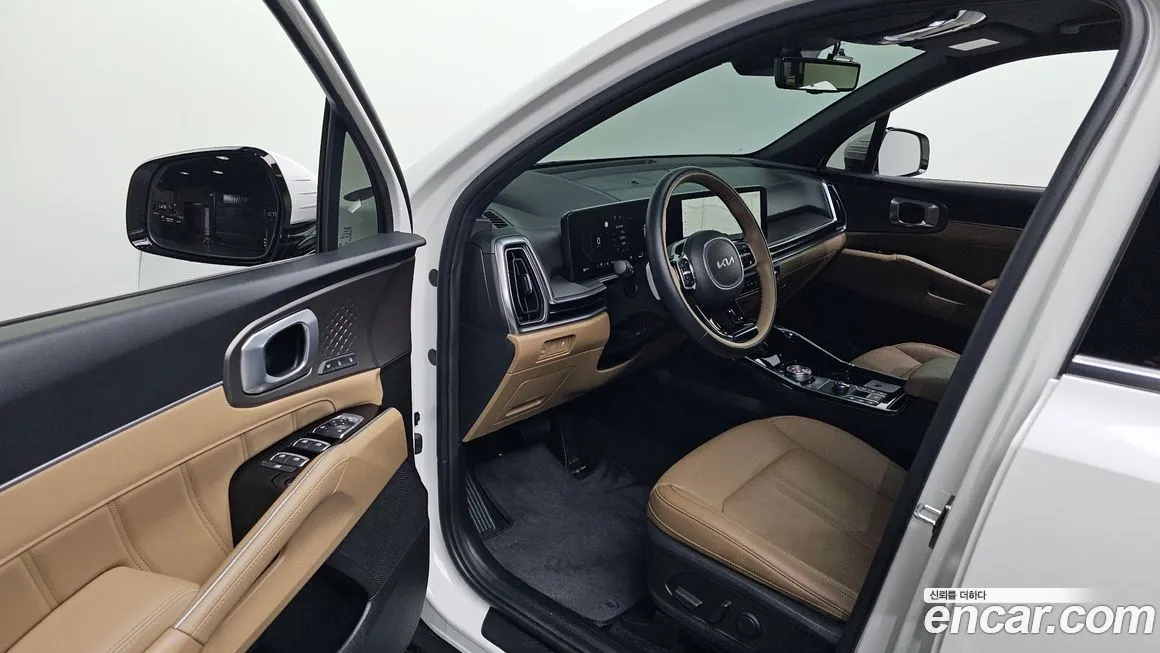 Kia Sorento — фото 7
