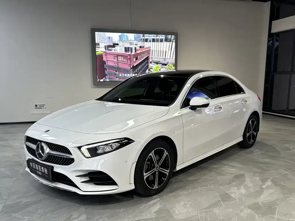Mercedes-Benz A-Class — фото 1