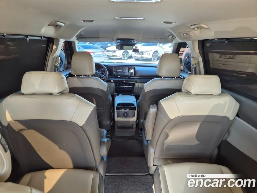 Kia Carnival — фото 10