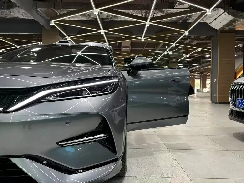 BYD L EV 2025 из CN, фото 8