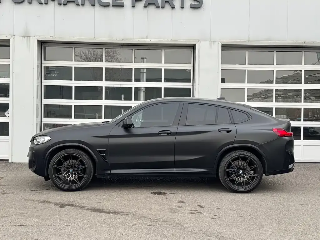 BMW X4 M40i 2024 из CN, фото 9
