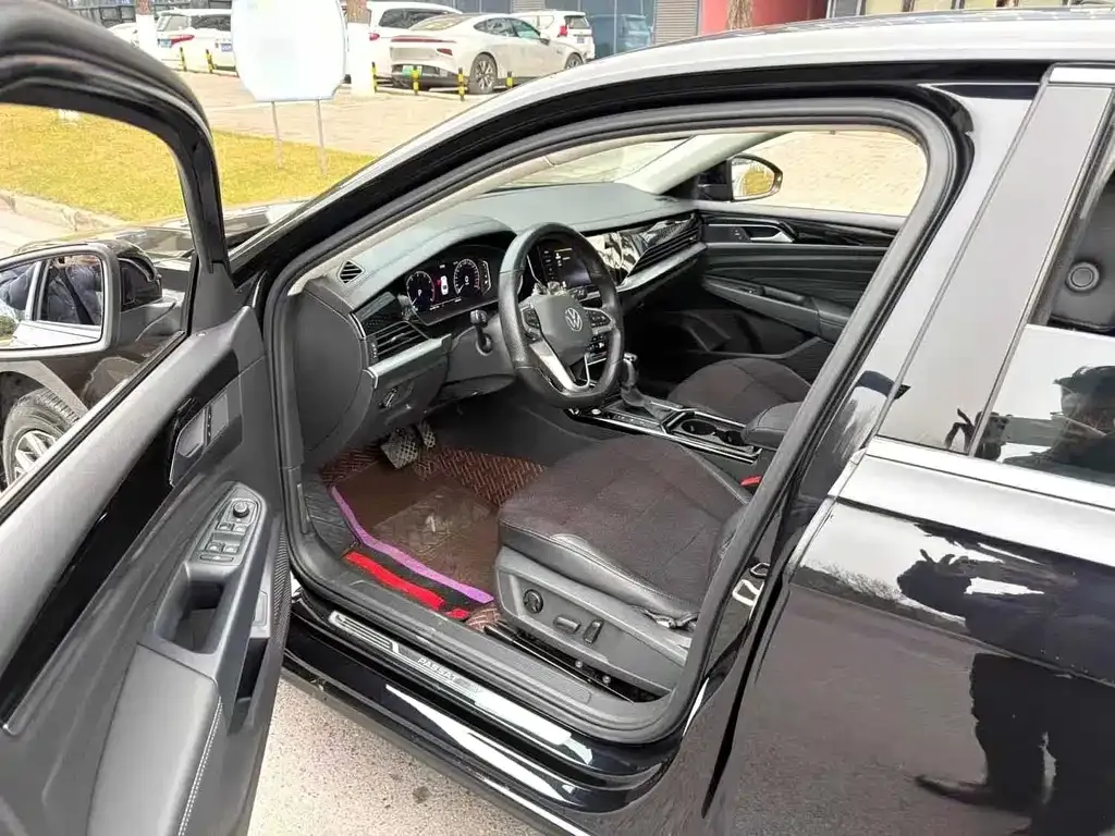 Volkswagen Passat — фото 9