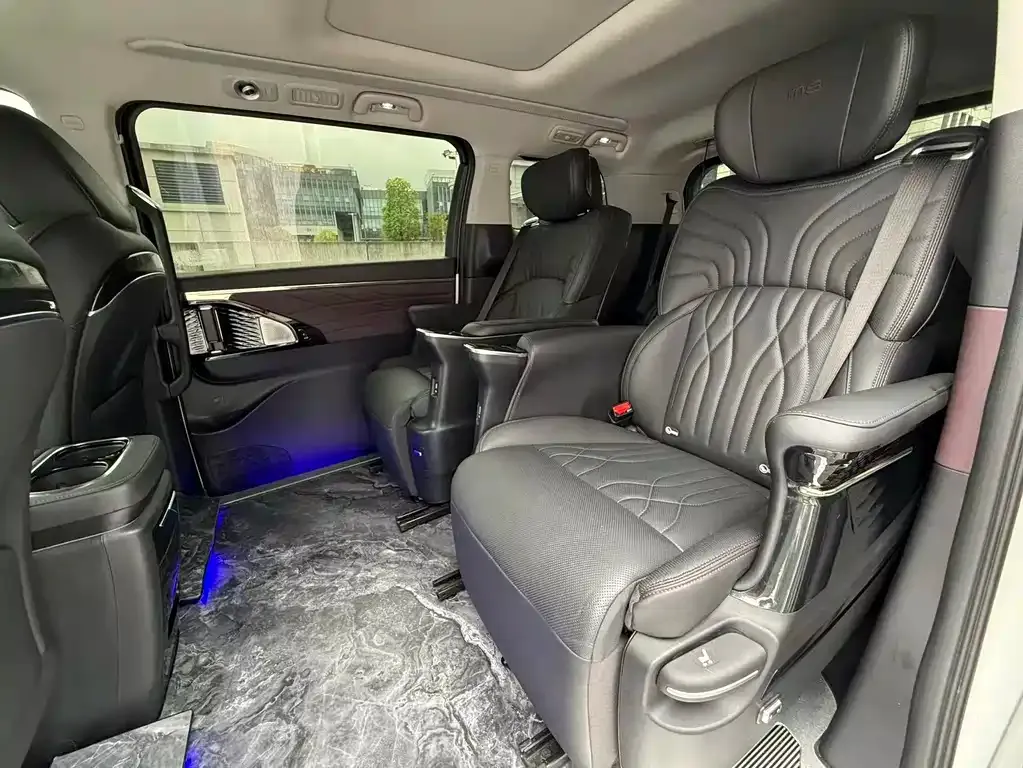 GAC Motor Trumpchi M8 — фото 6