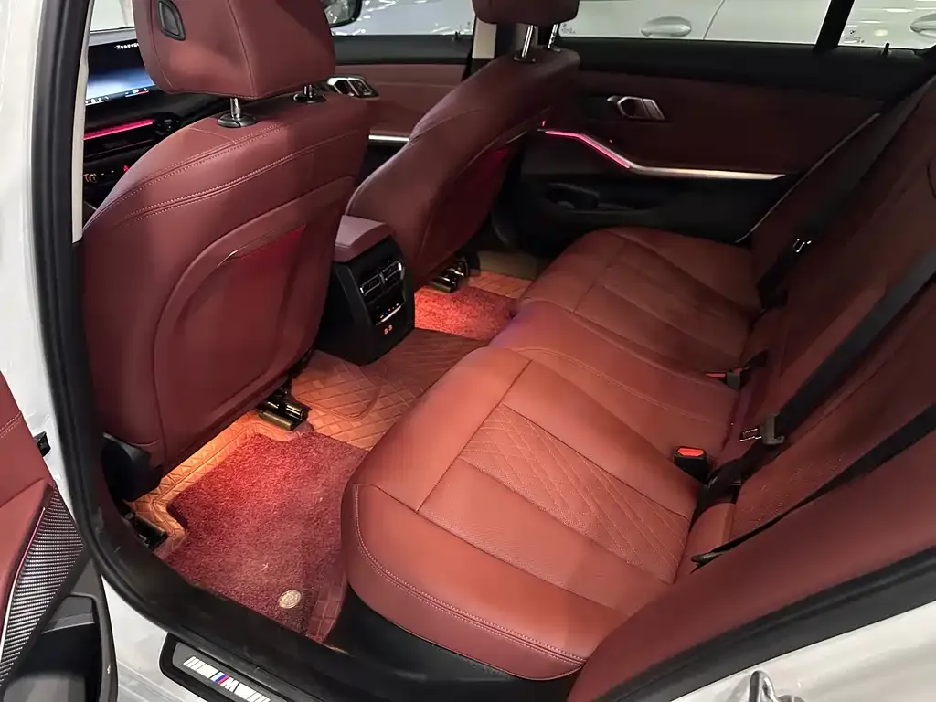 BMW 3 Series 2025 из CN, фото 8