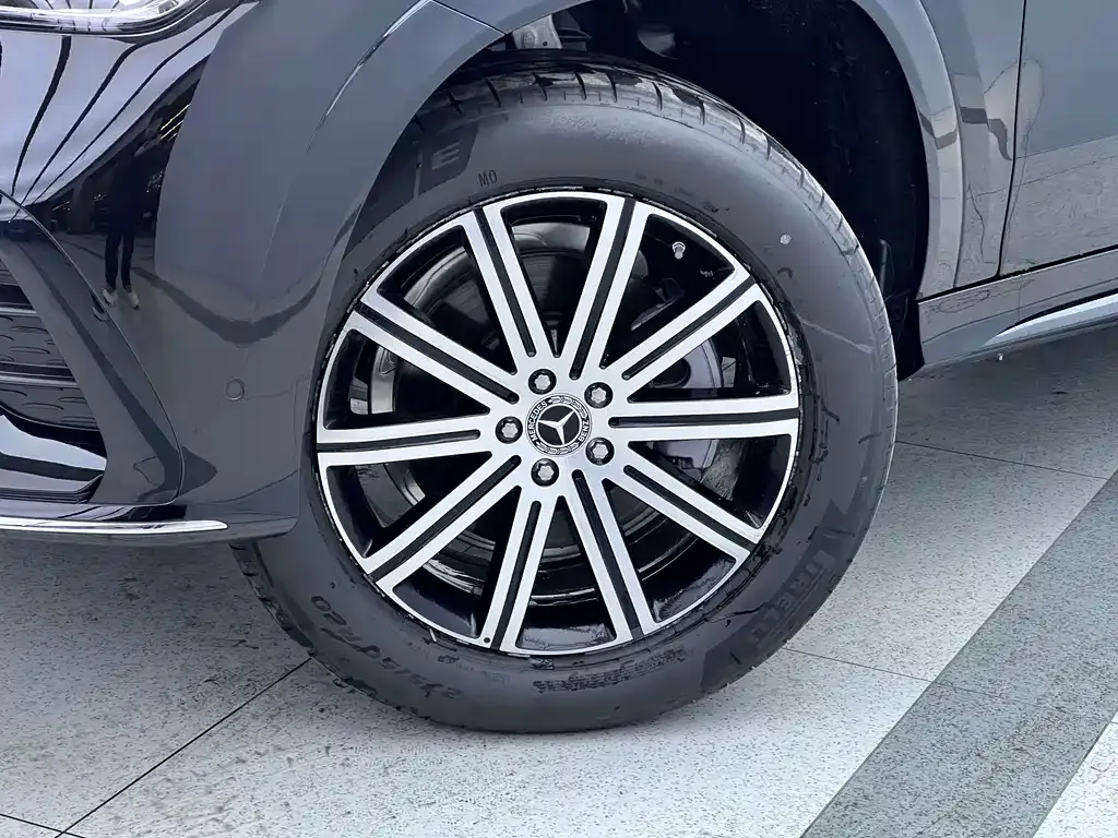 Mercedes-Benz GLE — фото 4