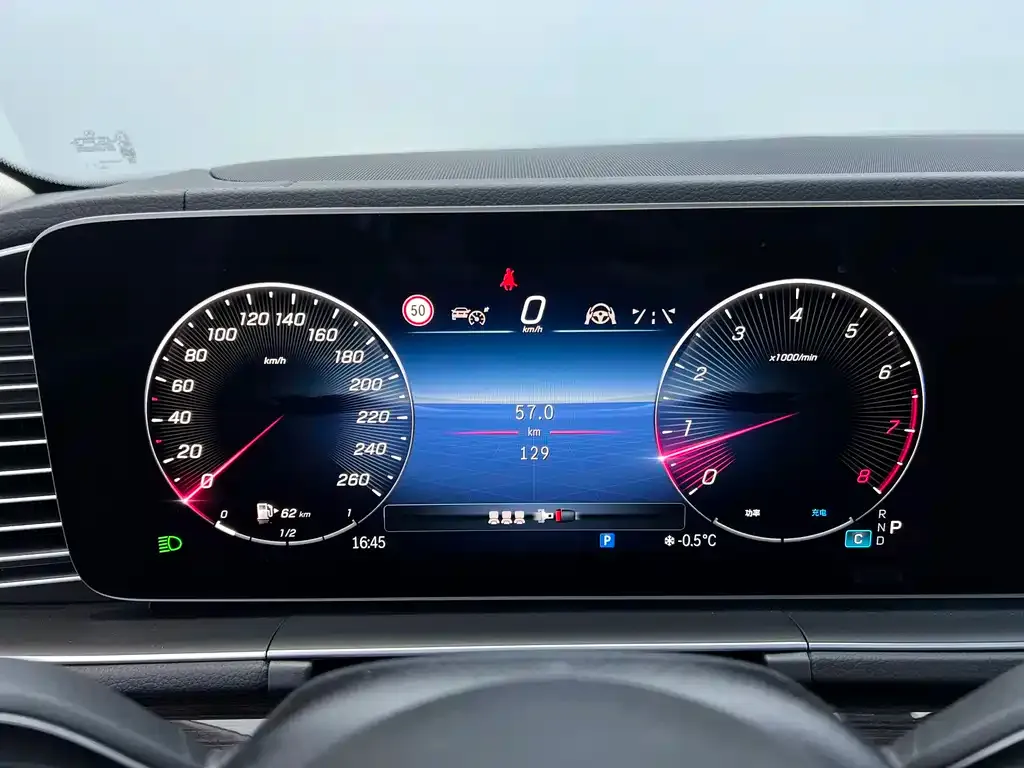 Mercedes-Benz GLE — фото 8