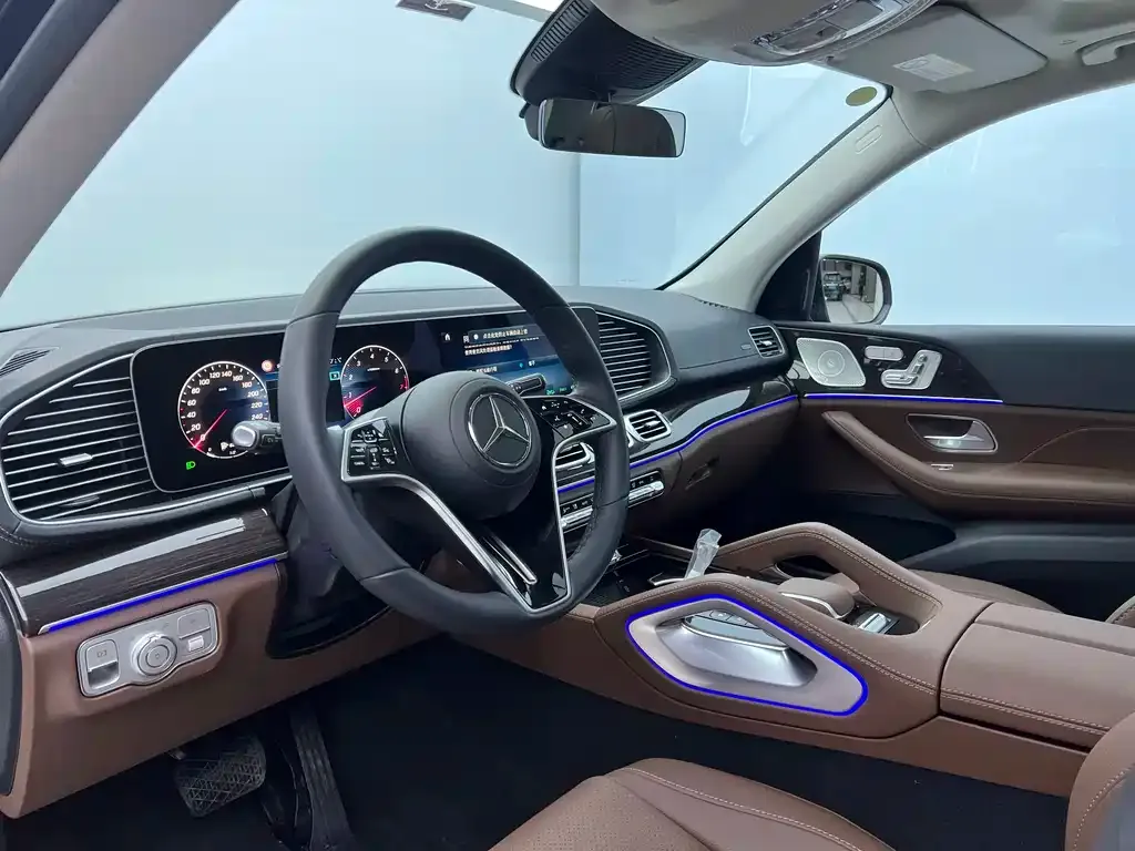 Mercedes-Benz GLE — фото 10