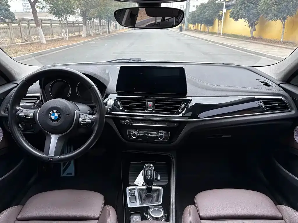 BMW 1 Series 2022 из CN, фото 4