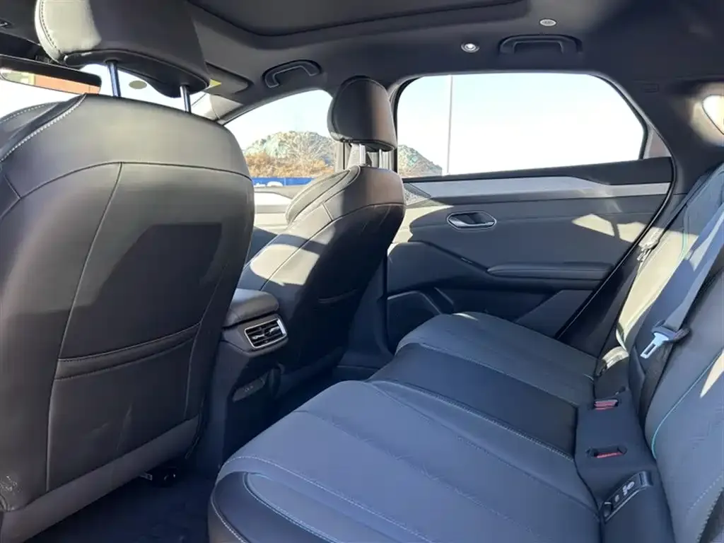 BYD Qin L 2025 из CN, фото 8