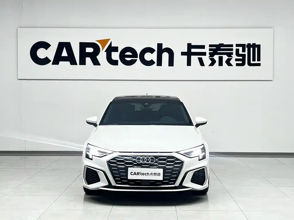 Audi A3 2023 из CN, фото 4
