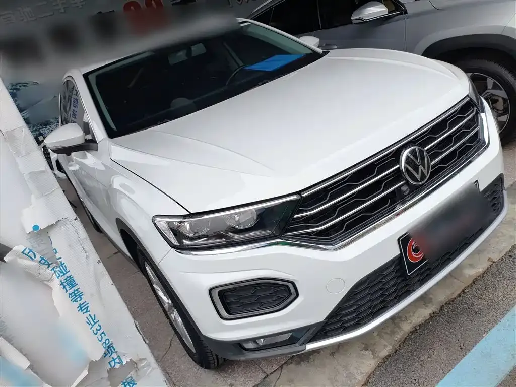 Volkswagen T-Roc 2023 из CN, фото 4